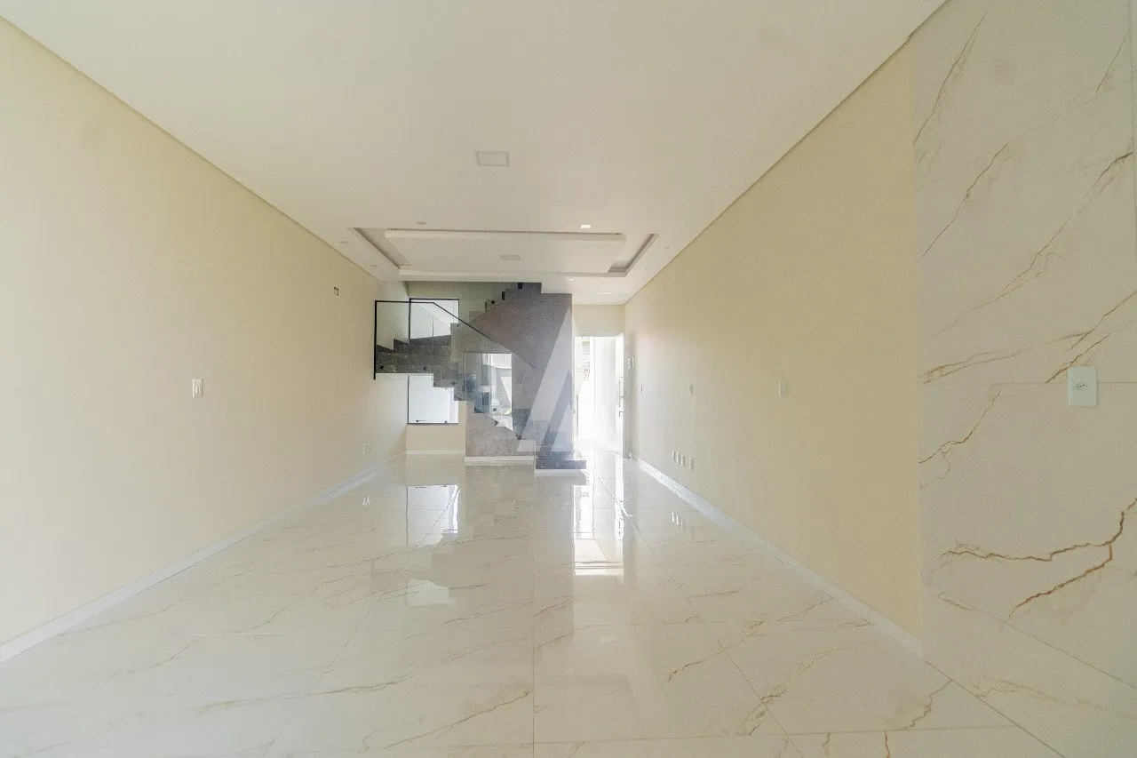 Sobrado Geminado novo com 1 suíte(s) mais -1 quarto(s) à venda no bairro Saguaçu em Joinville, de R$750.000,00 por R$ 712.500.00. - foto 1