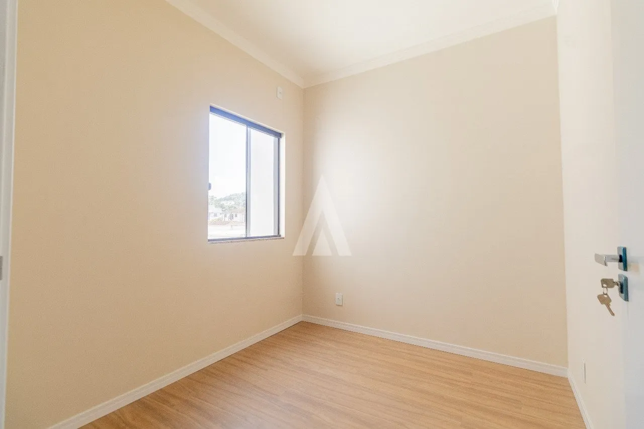 Sobrado Geminado novo com 1 suíte(s) mais -1 quarto(s) à venda no bairro Saguaçu em Joinville, de R$750.000,00 por R$ 712.500.00. — foto 6