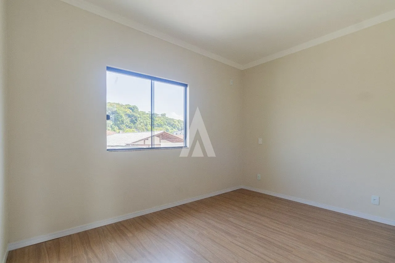 Sobrado Geminado novo com 1 suíte(s) mais -1 quarto(s) à venda no bairro Saguaçu em Joinville, de R$750.000,00 por R$ 712.500.00. — foto 7