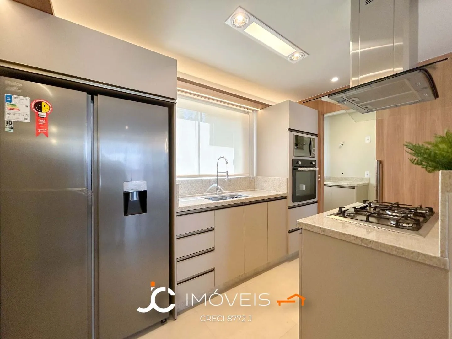 Sobrado com 2 dormitórios à venda, 144 m por R$ 766.000,00 - Água Verde - Blumenau/SC — foto 2