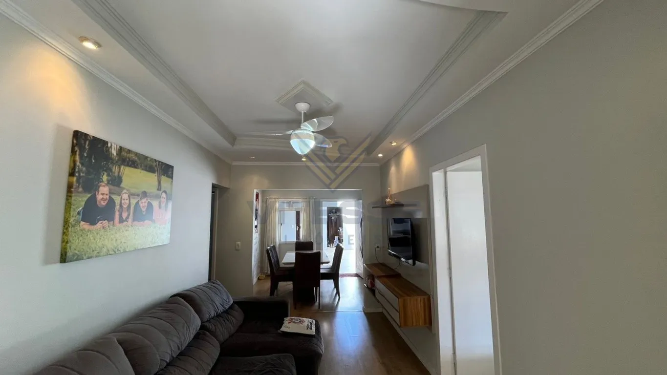 Casa com três quartos e piscina. — foto 6