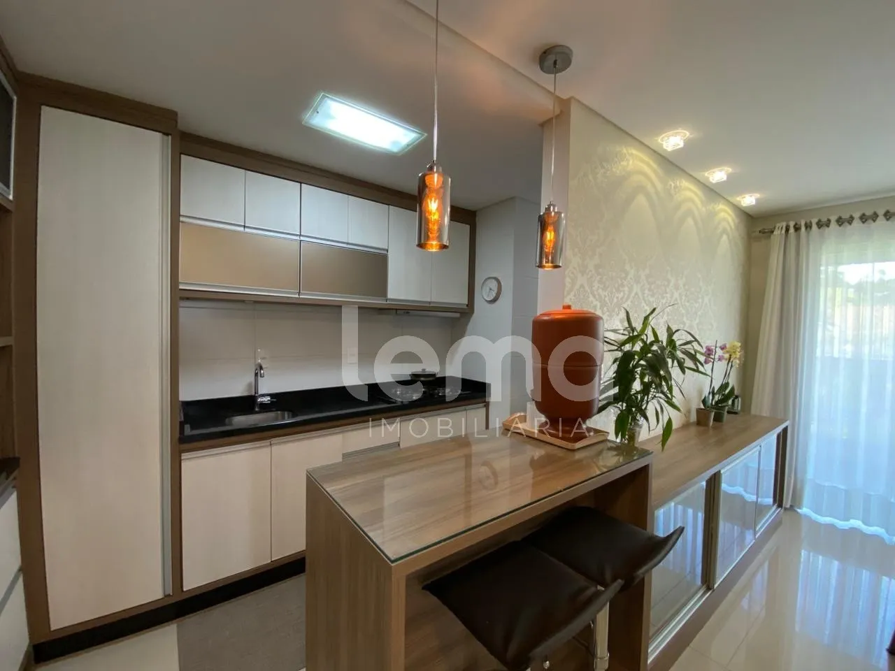 Apartamento semimobiliado com 3 dormitórios sendo 1 suíte, no bairro Velha em Blumenau. — foto 6