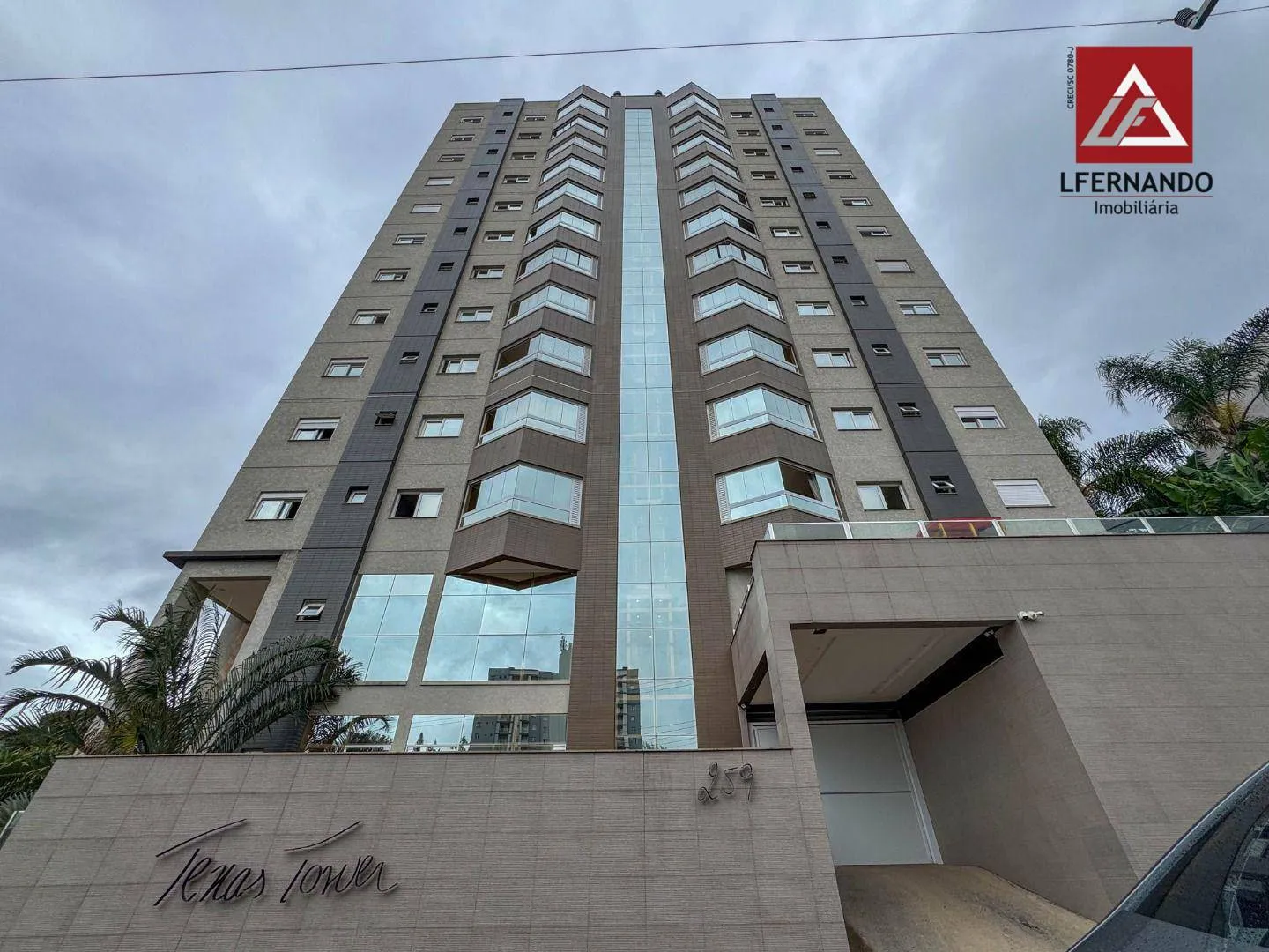 Apartamento com 3 dormitórios, sendo 1 suíte à venda, 86 m por R$ 799.000 - Água Verde - Blumenau/SC - foto 1