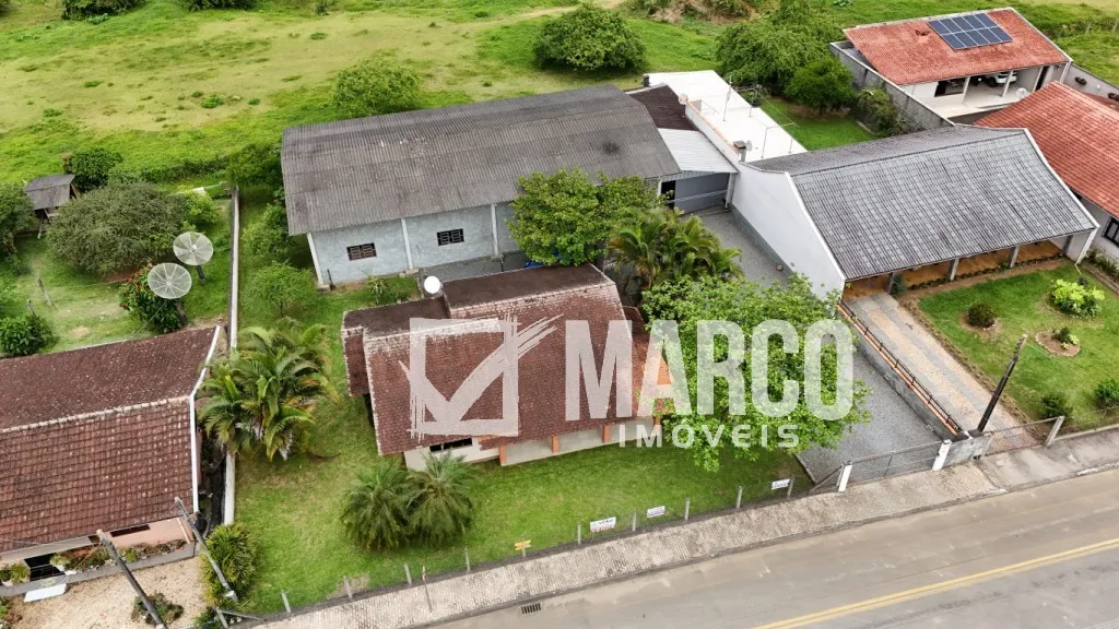 Terreno com casa e galpão à venda no Centro de Pomerode - foto 1