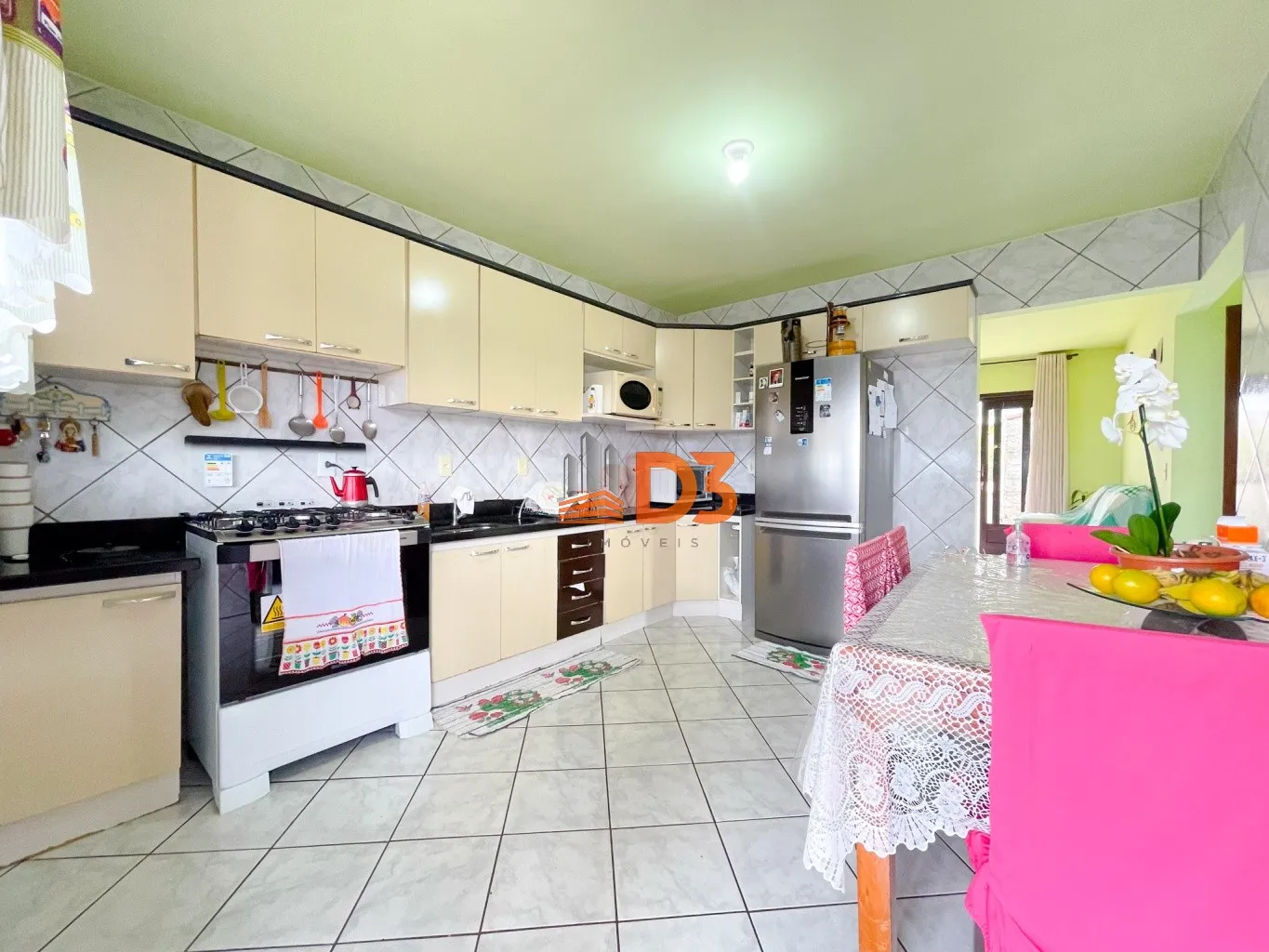 Casa com kitnet e com linda vista no Garcia — foto 2