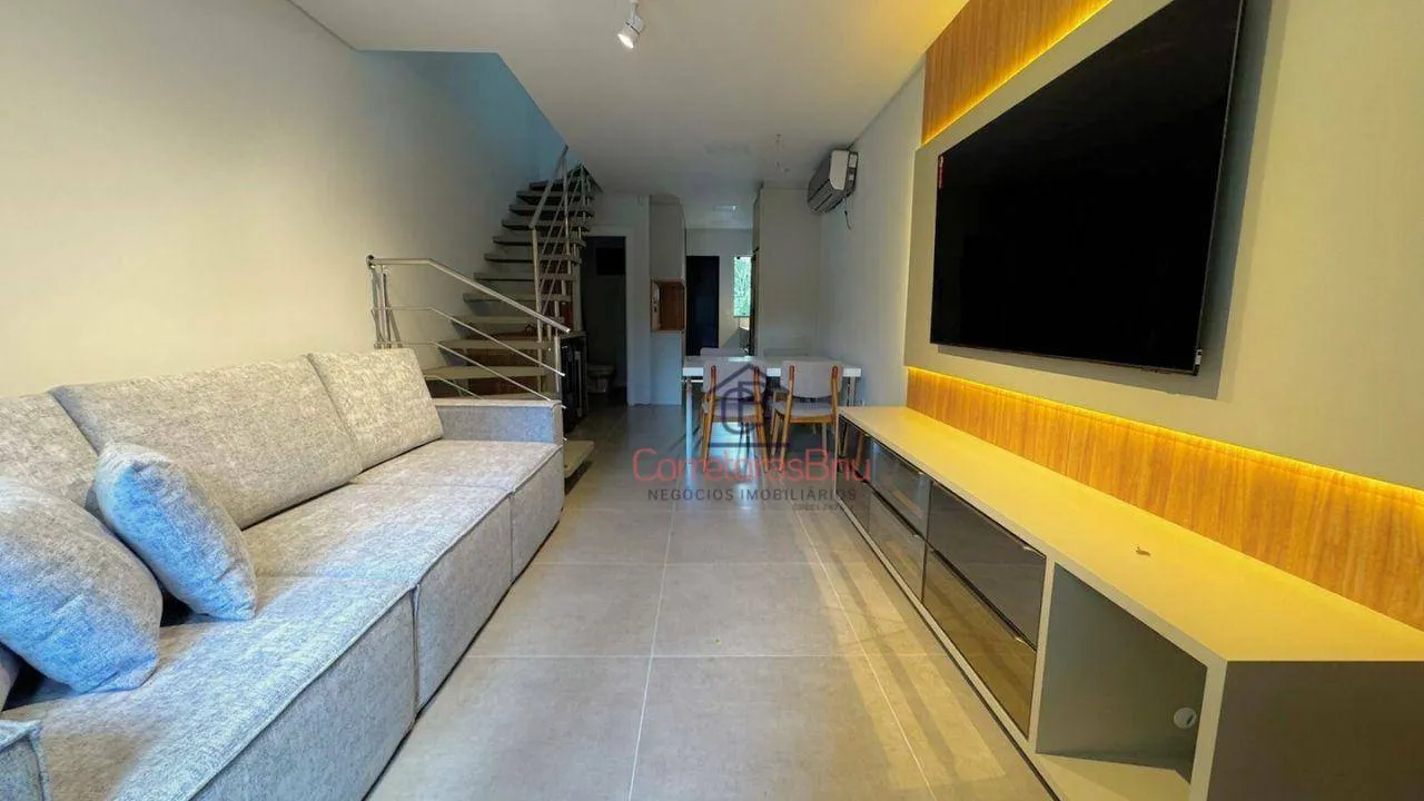 Sobrado com 2 dormitórios à venda, 97 m por R$ 799.000,00 - Água Verde - Blumenau/SC - foto 1