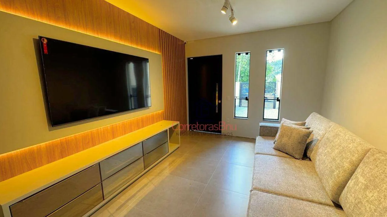 Sobrado com 2 dormitórios à venda, 97 m por R$ 799.000,00 - Água Verde - Blumenau/SC — foto 2