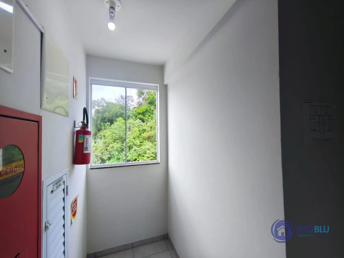 Apartamento de 2 dormitórios ,excelente ,no 4 andar, á venda , completamente mobiliado no Bairro Fortaleza . Só trazer sua mala! — foto 7
