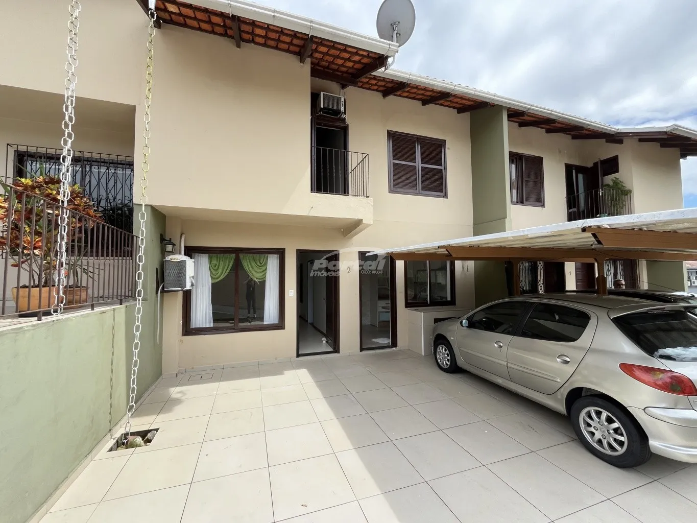 Casa 3 dormitórios( 1 suítes) disponível para locação no Bairro Velha Blumenau - foto 1