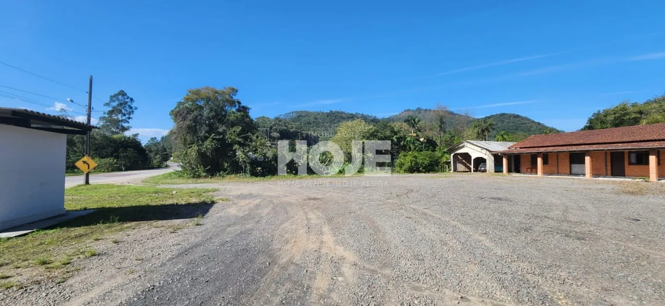 Ponto Comercial na BR 470 em Apiúna. — foto 2