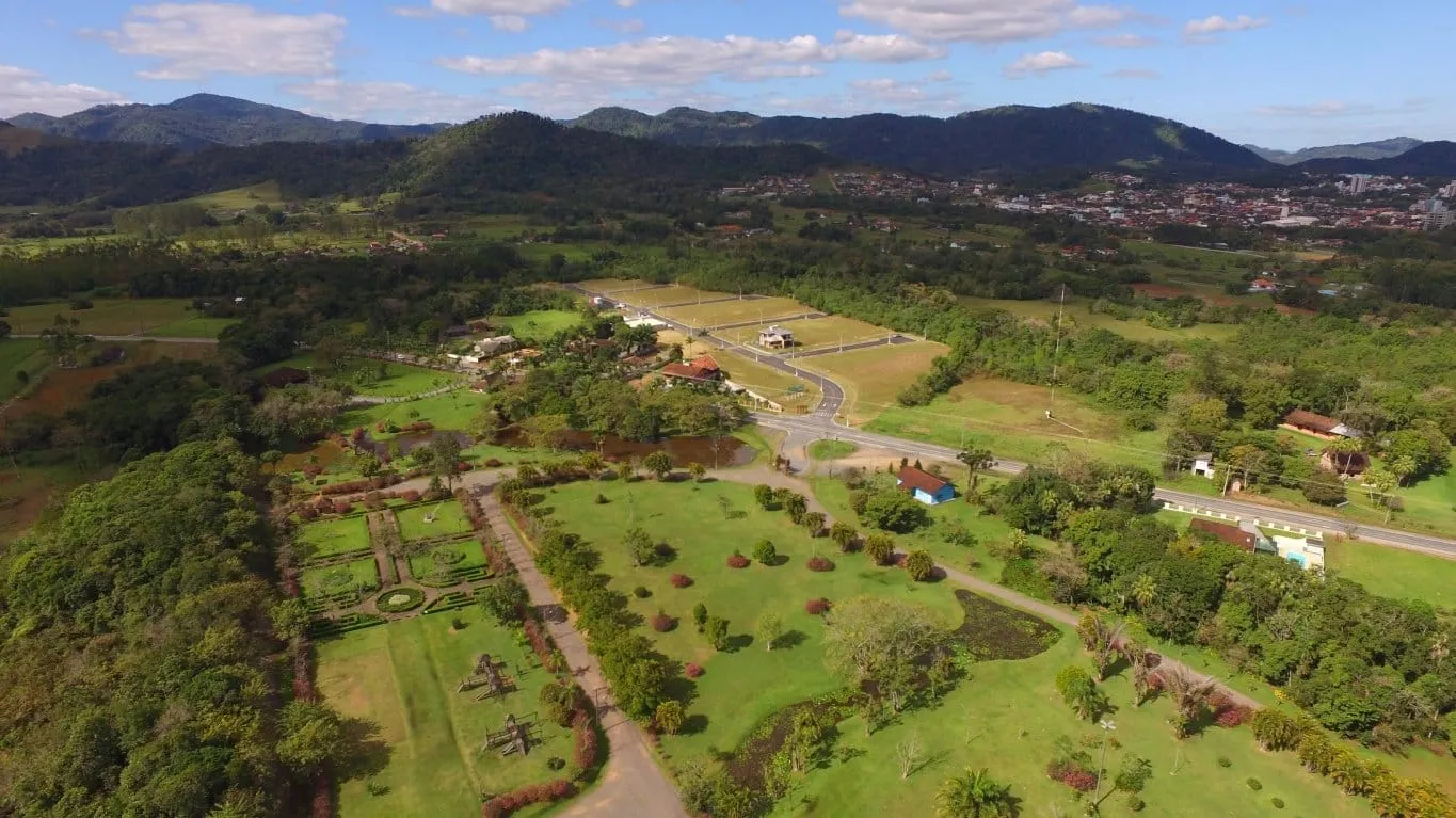 Loteamento Jardim Botânico (ÚLTIMA UNIDADE) - foto 1