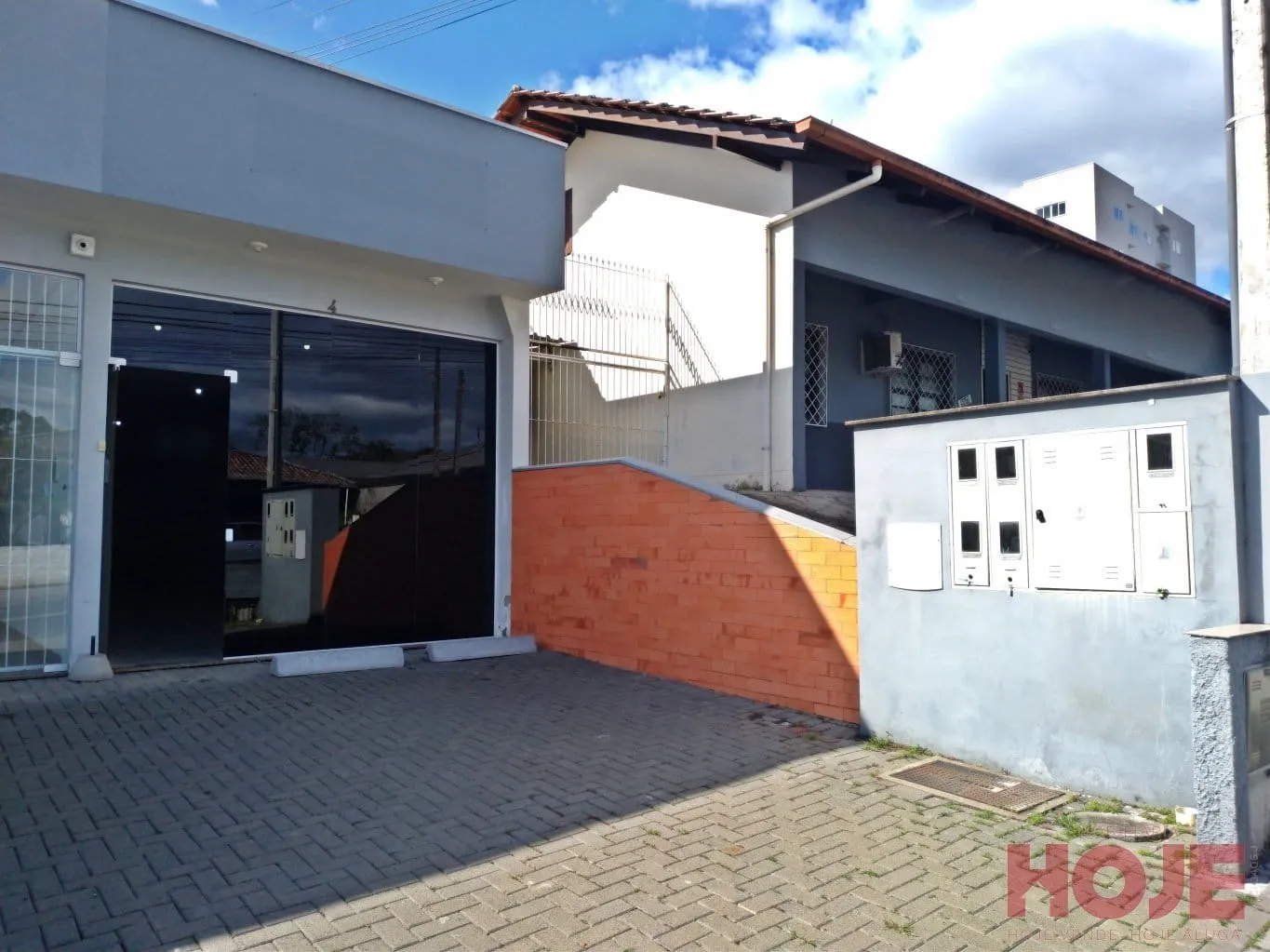SALA COMERCIAL EM ÓTIMA LOCALIZAÇÃO - foto 1