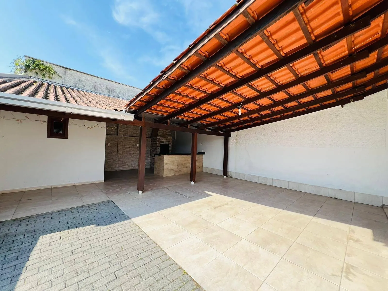 CASA PARA VENDA NA ESTRADA DAS AREIAS — foto 4