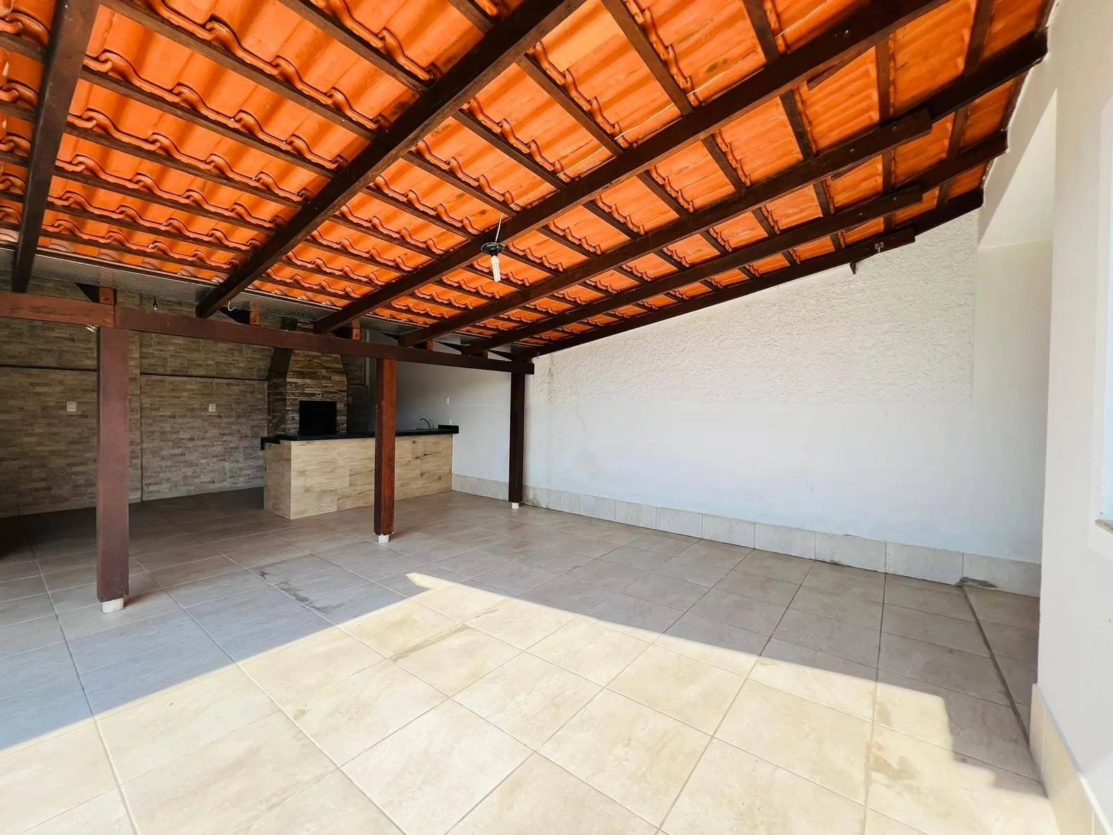 CASA PARA VENDA NA ESTRADA DAS AREIAS — foto 6