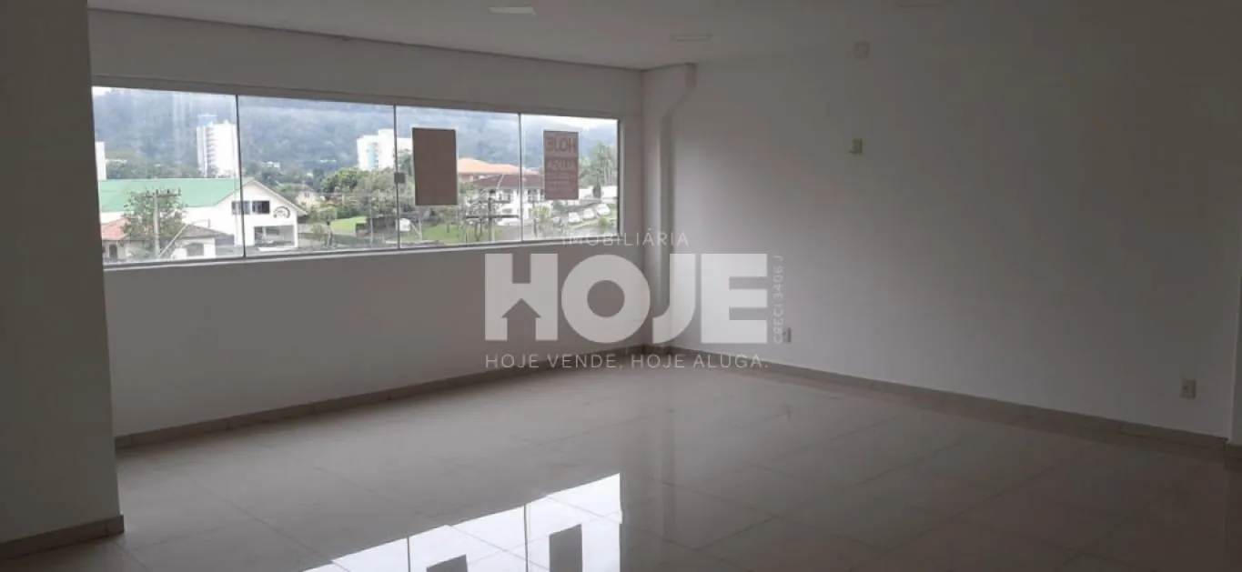 SALA COMERCIAL NO CENTRO DE INDAIAL — foto 5