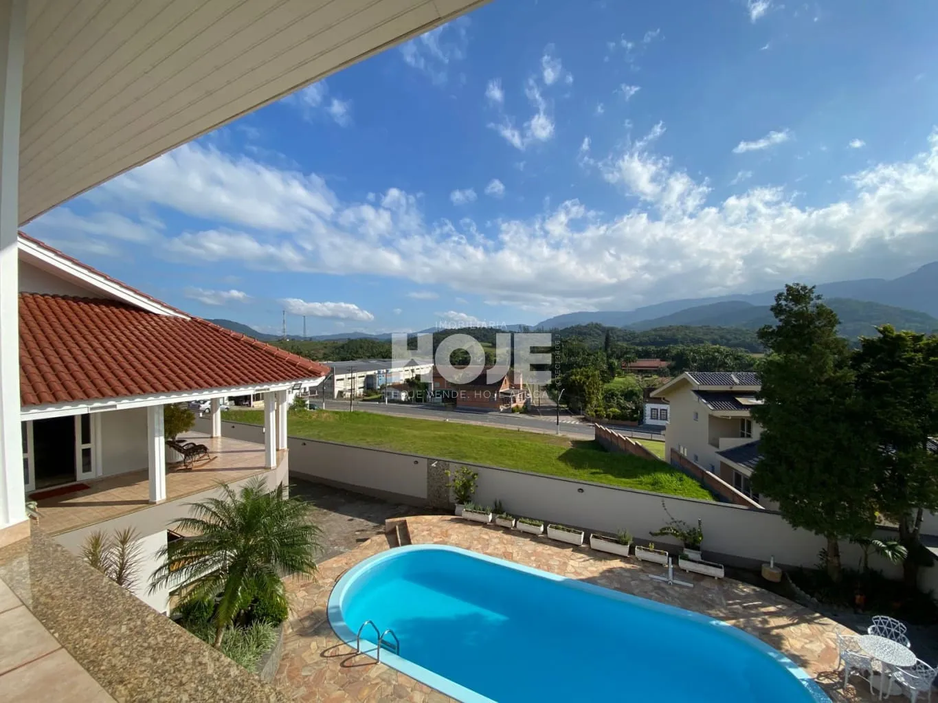 CASA MARAVILHOSA EM RODEIO — foto 4