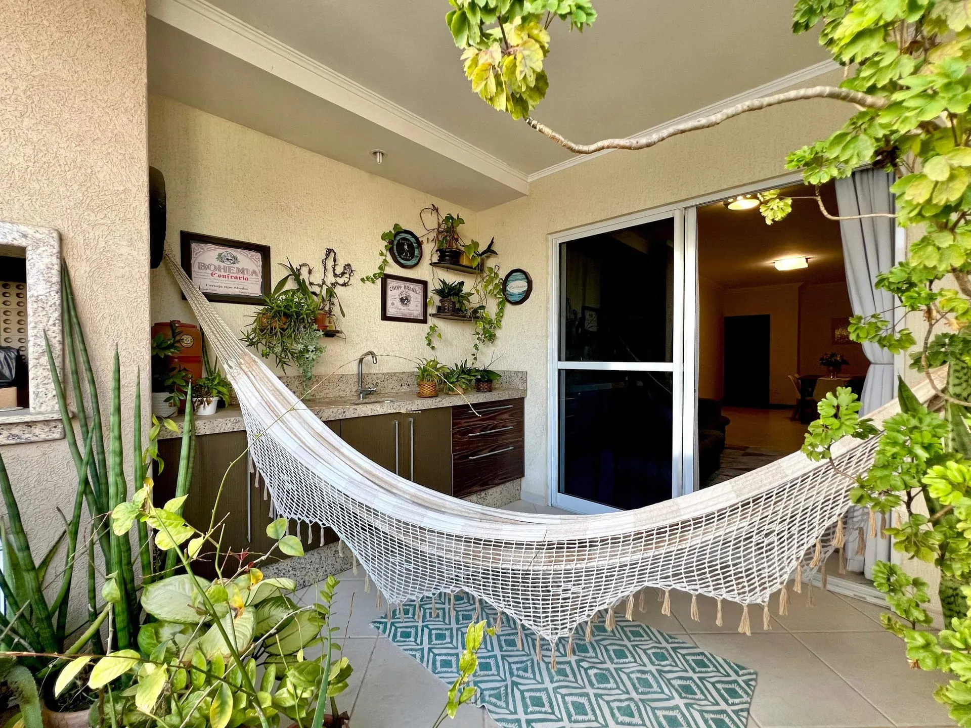 Apartamento à venda com sacada extra - foto 1