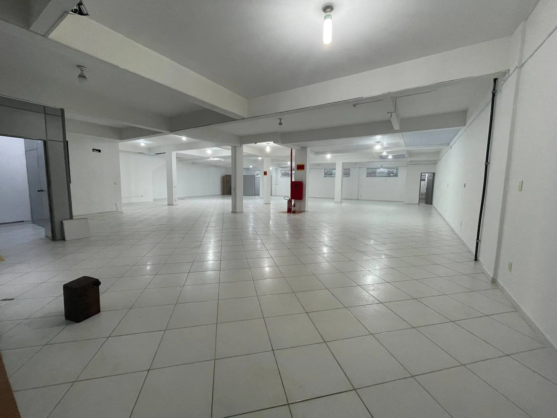 Sala para locação, Nações, Indaial, SC — foto 2