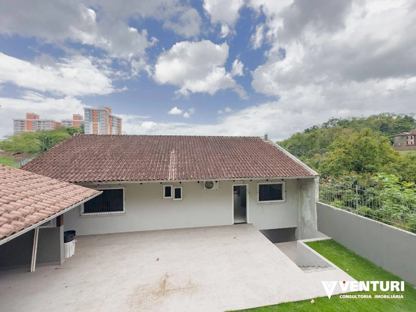 Casa com 3 dormitórios à venda,sendo 1 suíte com 187 m por R$ 820.000 - Escola Agrícola - Blumenau/SC — foto 4