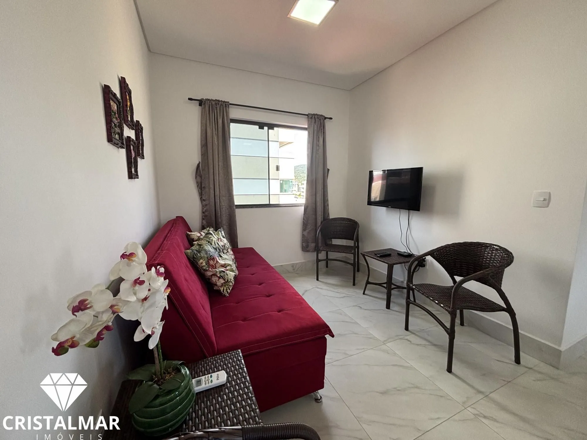 Lindo Residencial, 7 Apartamentos a 250 metros da Praia de Bombas SC — foto 4