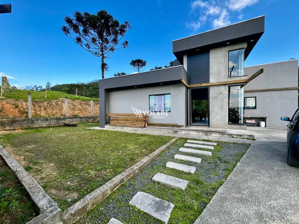 Sítio à venda no Fidélis - Casa Moderna - Lagoas e nascente de água R$ 1.140.000 - foto 1