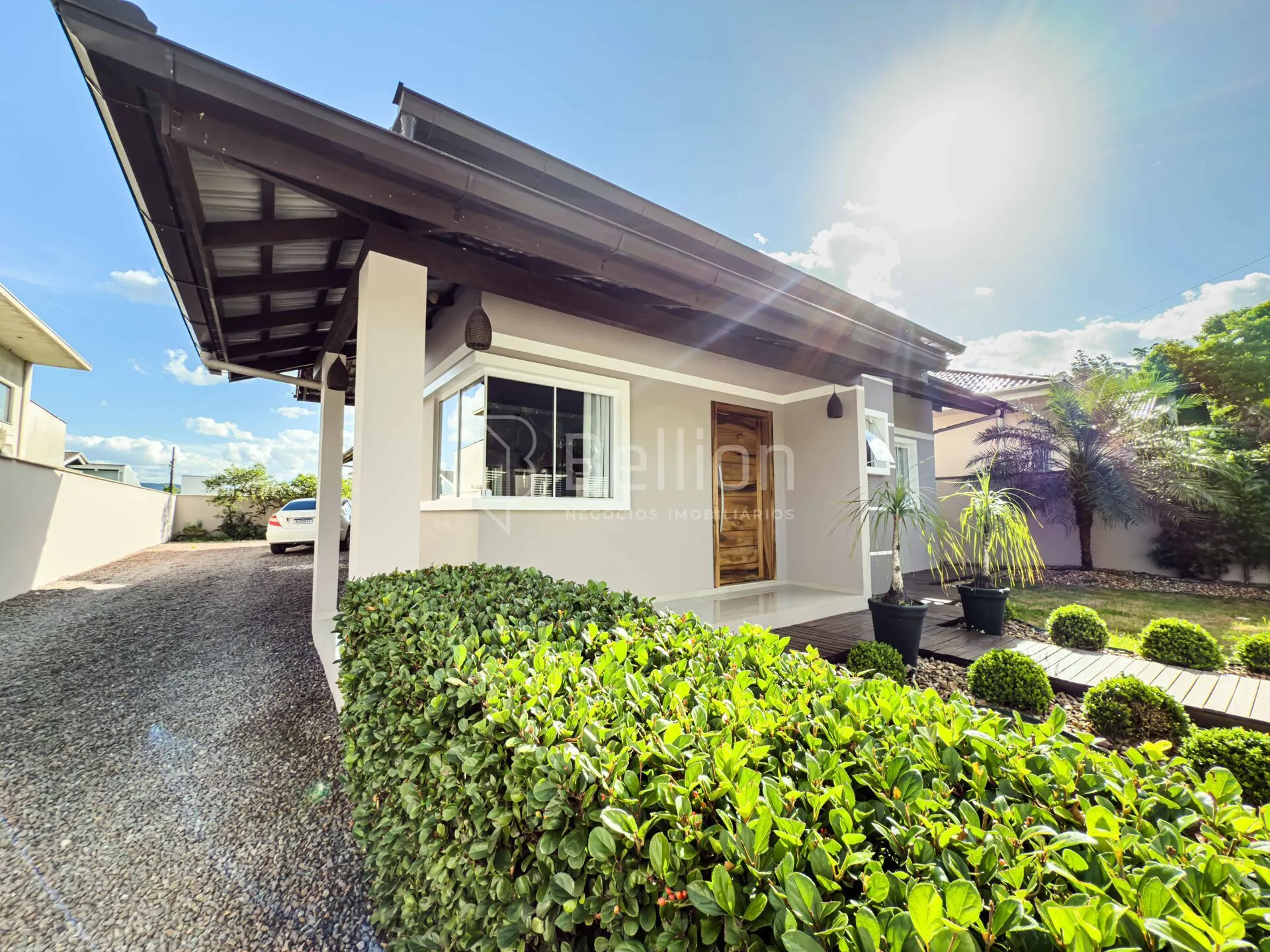 Casa com suíte no centro de Rodeio - foto 1