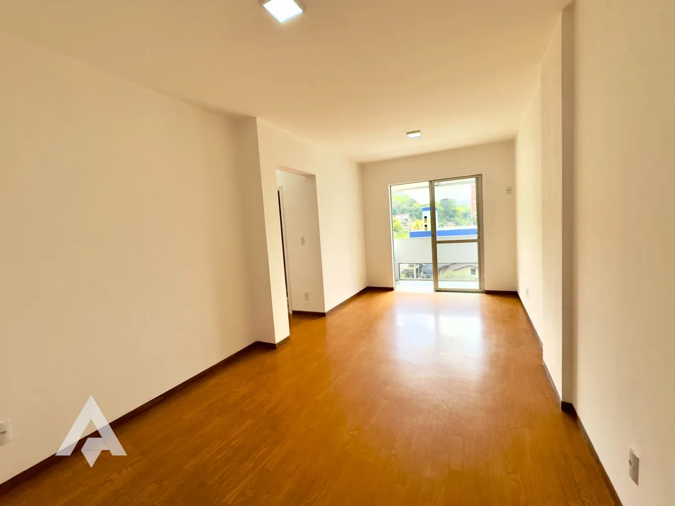 Apartamento de 2 dormitórios á venda por R$ 450.000,00 - Bairro Vila Nova - Blumenau/SC — foto 3