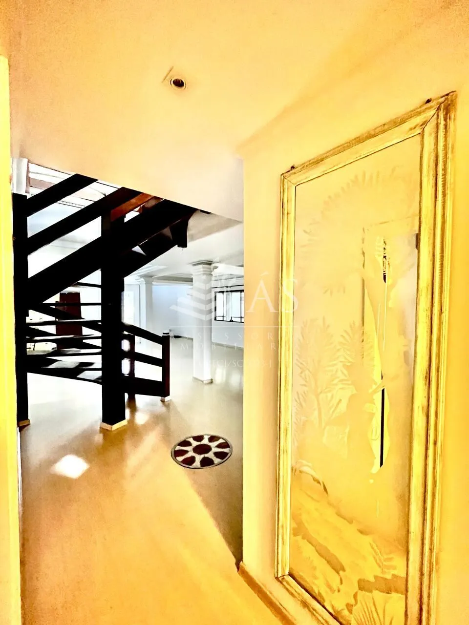 Casa Padrão 3 pisos, na Ponta Aguda. — foto 5