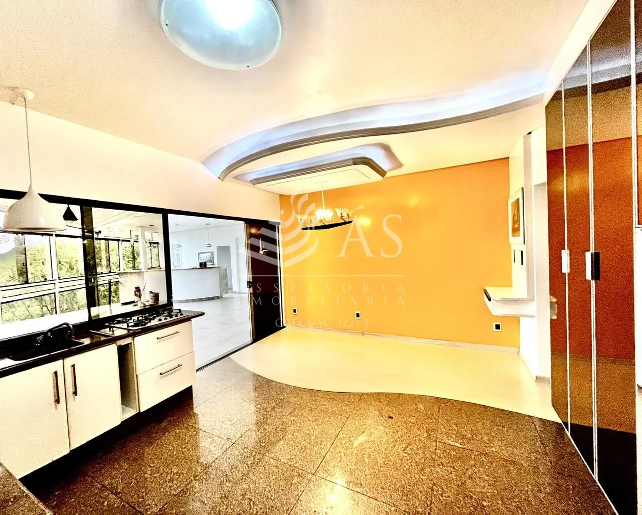 Casa Padrão 3 pisos, na Ponta Aguda. — foto 7