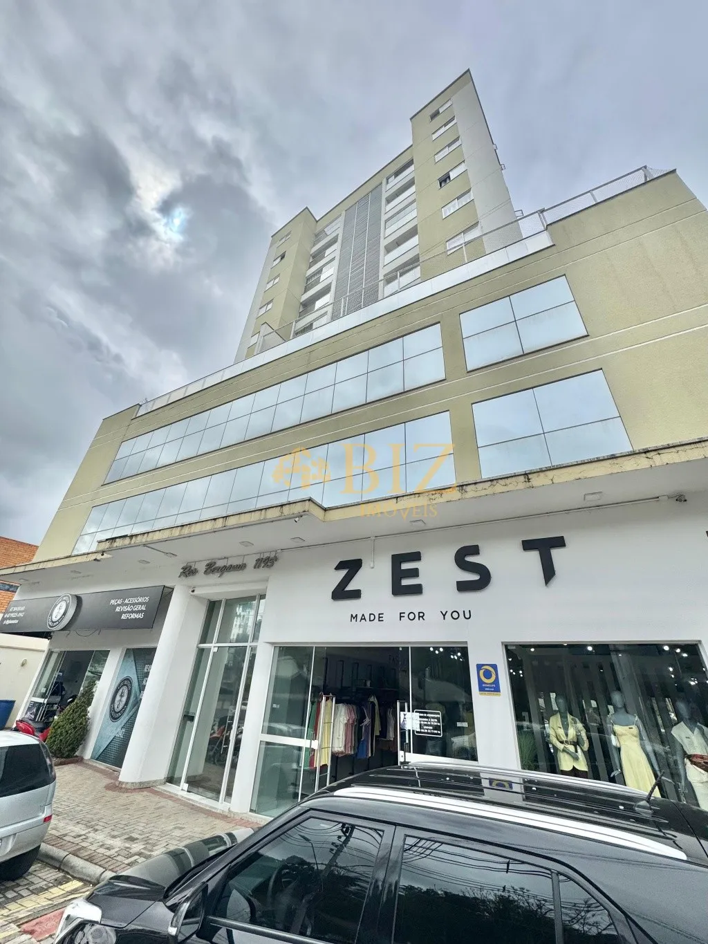 Apartamento com 2 quartos, andar alto, na Rua dos Caçadores, no Bairro Velha! - foto 1