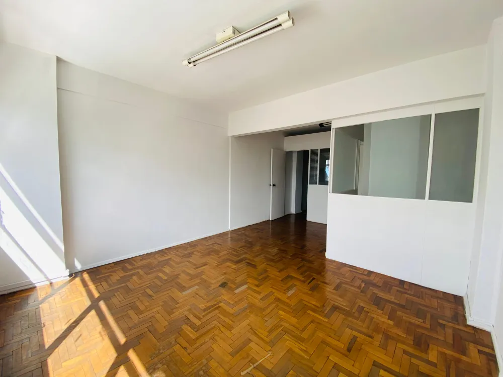 LOCAÇÃO SALA COMERCIAL NO CENTRO DE BLUMENAU — foto 7