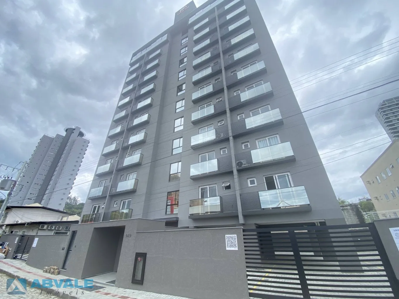 LOFT Totalmente Mobiliado e Equipado em Prédio recém entregue ao lado da Vila Germânica, com garagem - foto 1