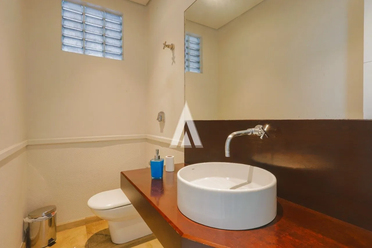 Casa com 3 suítes à venda no bairro América em Joinville-SC por R$3.800.000,00. — foto 7