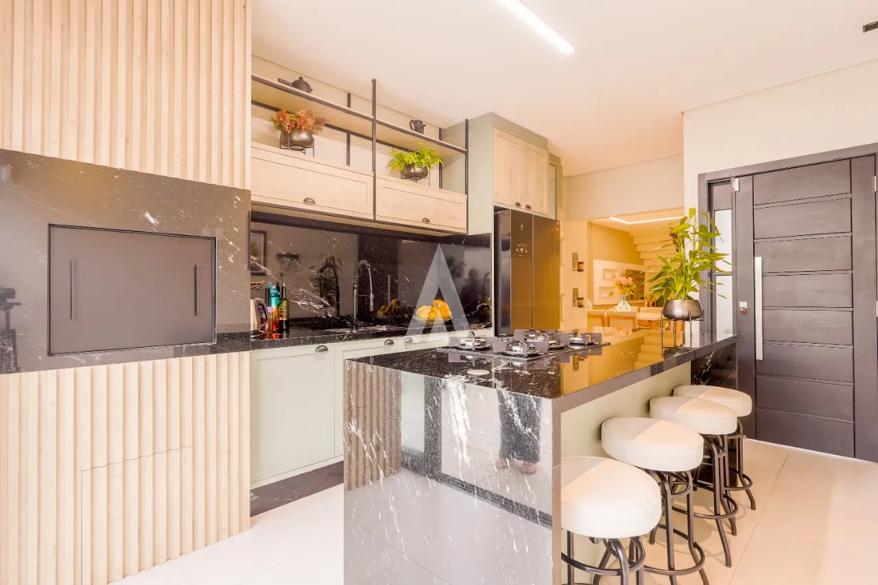 Casa com 1 suíte e 2 quartos à venda no bairro Glória em Joinville-SC por R$1.285.000,00. — foto 7