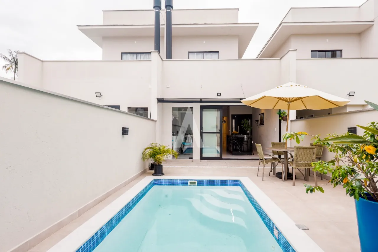 Casa com 1 suíte e 2 quartos à venda no bairro Glória em Joinville-SC por R$1.285.000,00. - foto 1