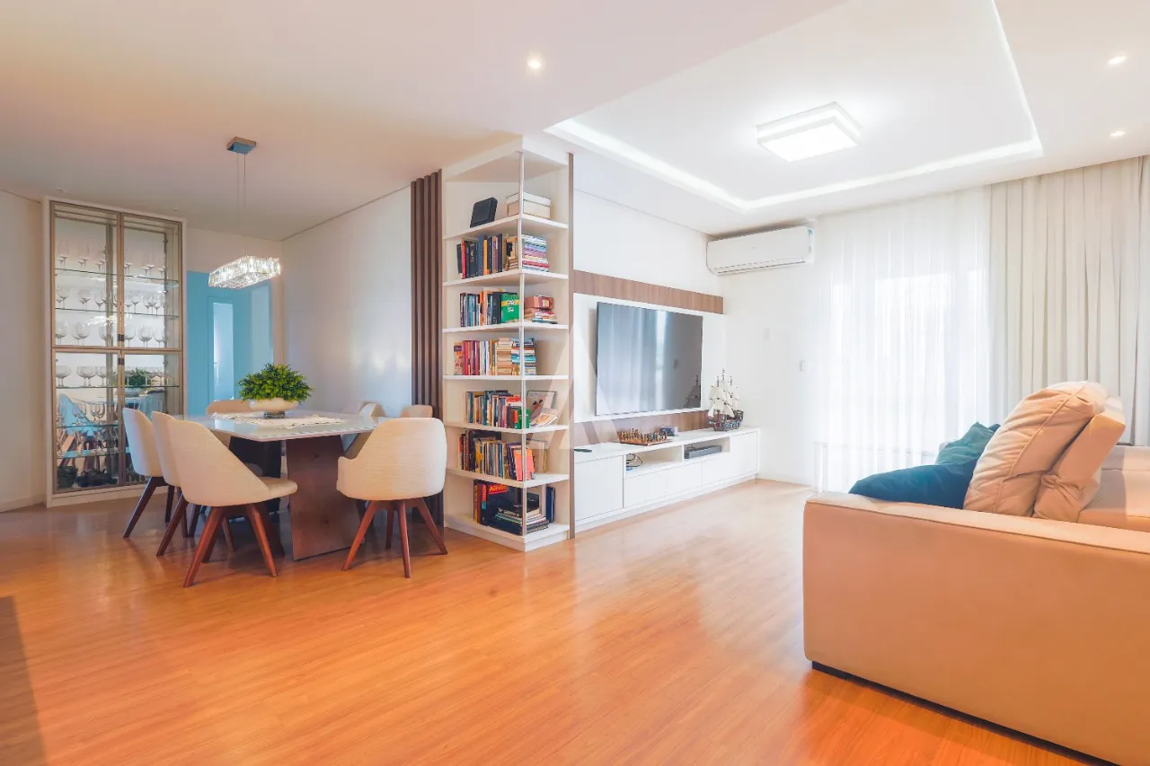 Apartamento com 04 quartos , sendo um Suíte , no Bairro Anita Garibaldi - Joinville - SC - Valor R$ 1.100.000,00 - foto 1