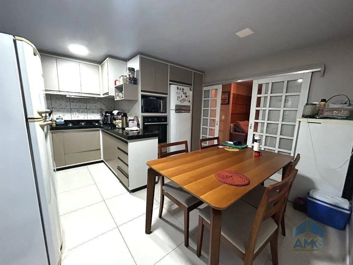 Casa com 4 dormitórios à venda, 203 m por R$ 1.100.000,00 - Água Verde - Blumenau/SC - foto 1