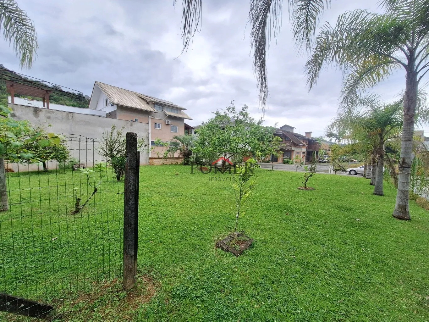 Excelente terreno no Centro de Pomerode com 610,00m em via pavimentada, sem saída, super tranquila, e perto de tudo — foto 6
