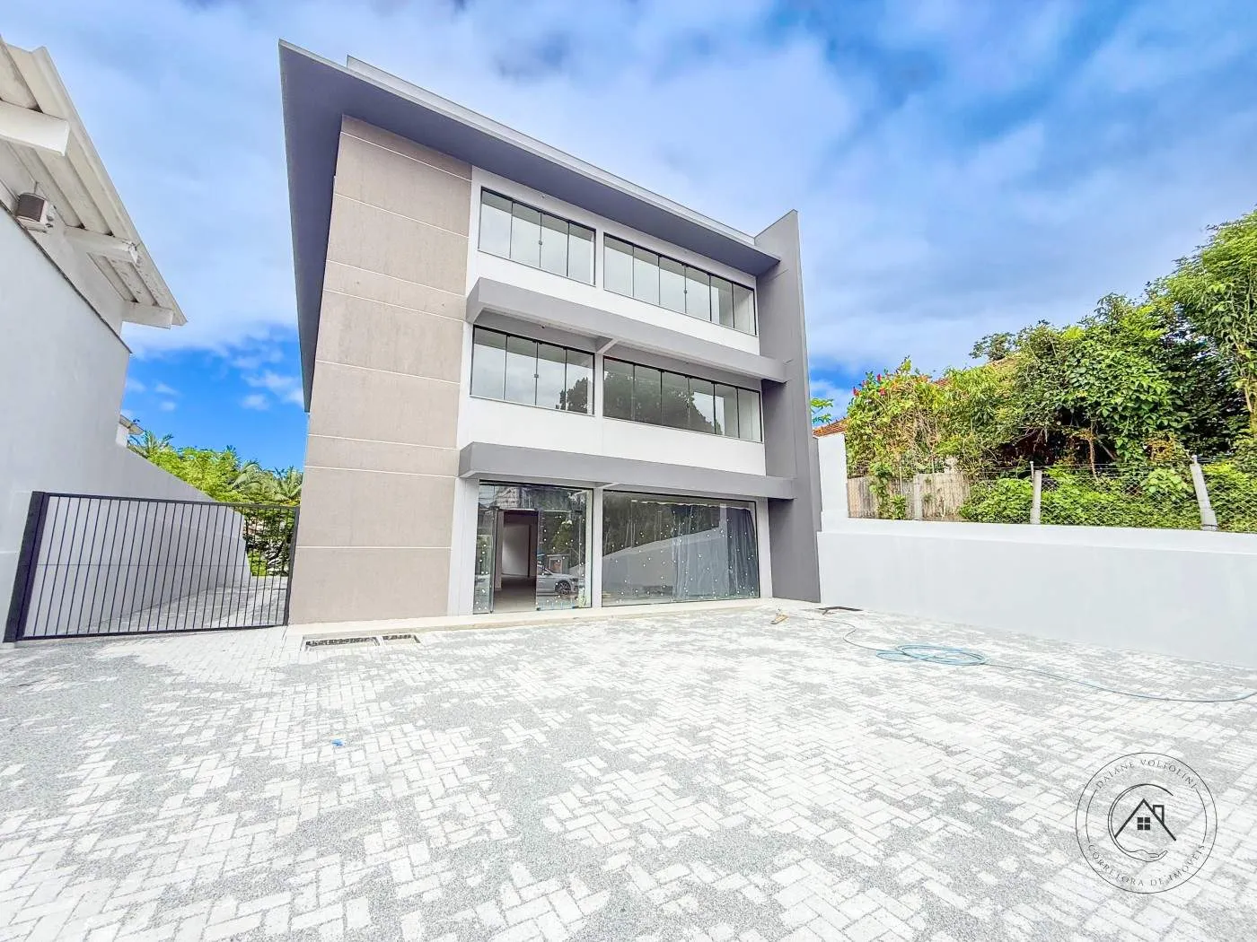 Sala Comercial para Locação em Blumenau, Itoupava Seca, 6 banheiros, 11 vagas — foto 2