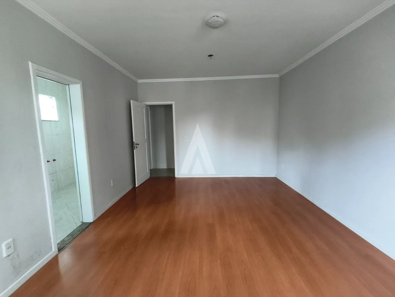 Casa com 1 suíte e 2 quartos à venda no bairro Saguaçu em Joinville-SC por R$1.350.000,00. — foto 7