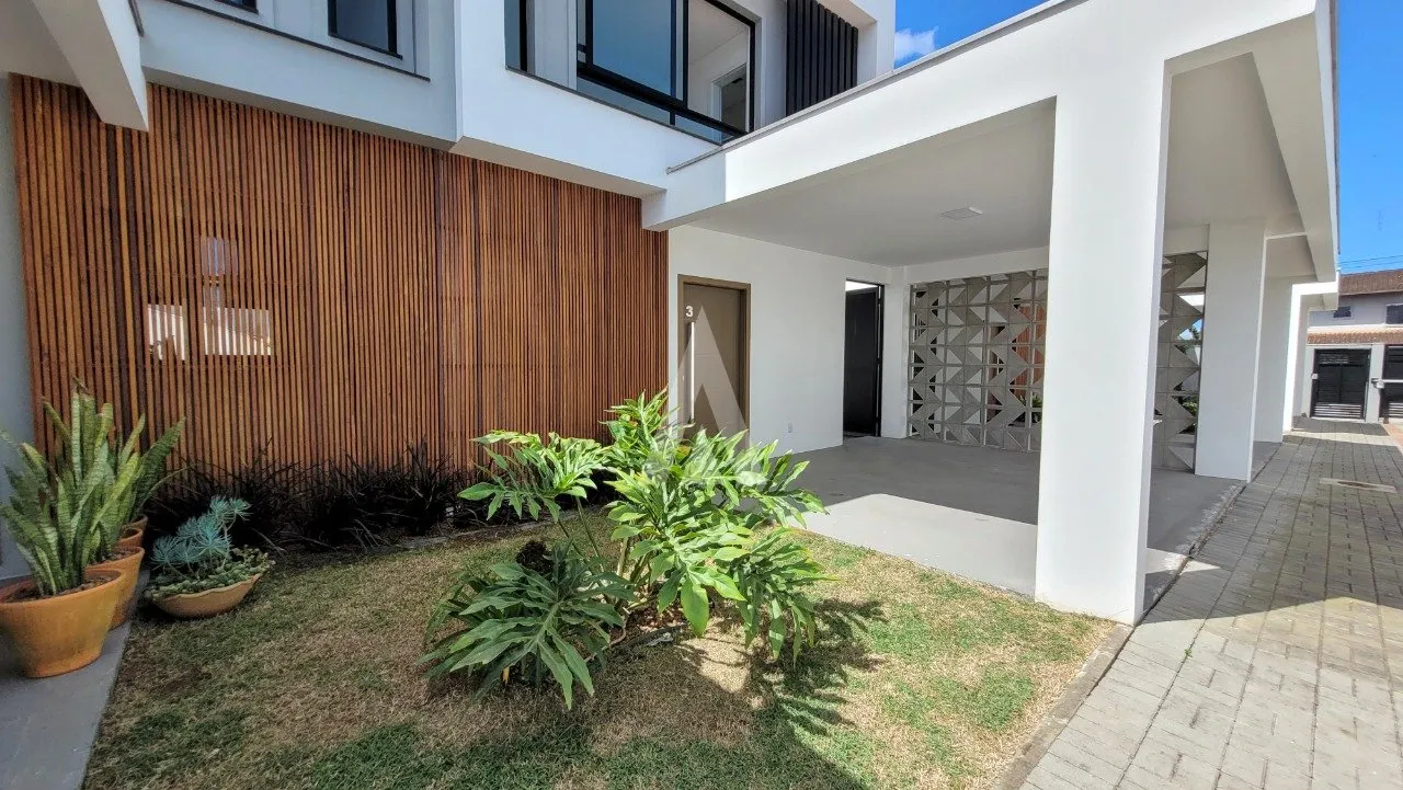 Casa em Condomínio com 1 suíte e 2 quartos à venda no bairro Vila Nova em Joinville-SC de R$ 705.000,00 por R$ 685.000,00. - foto 1