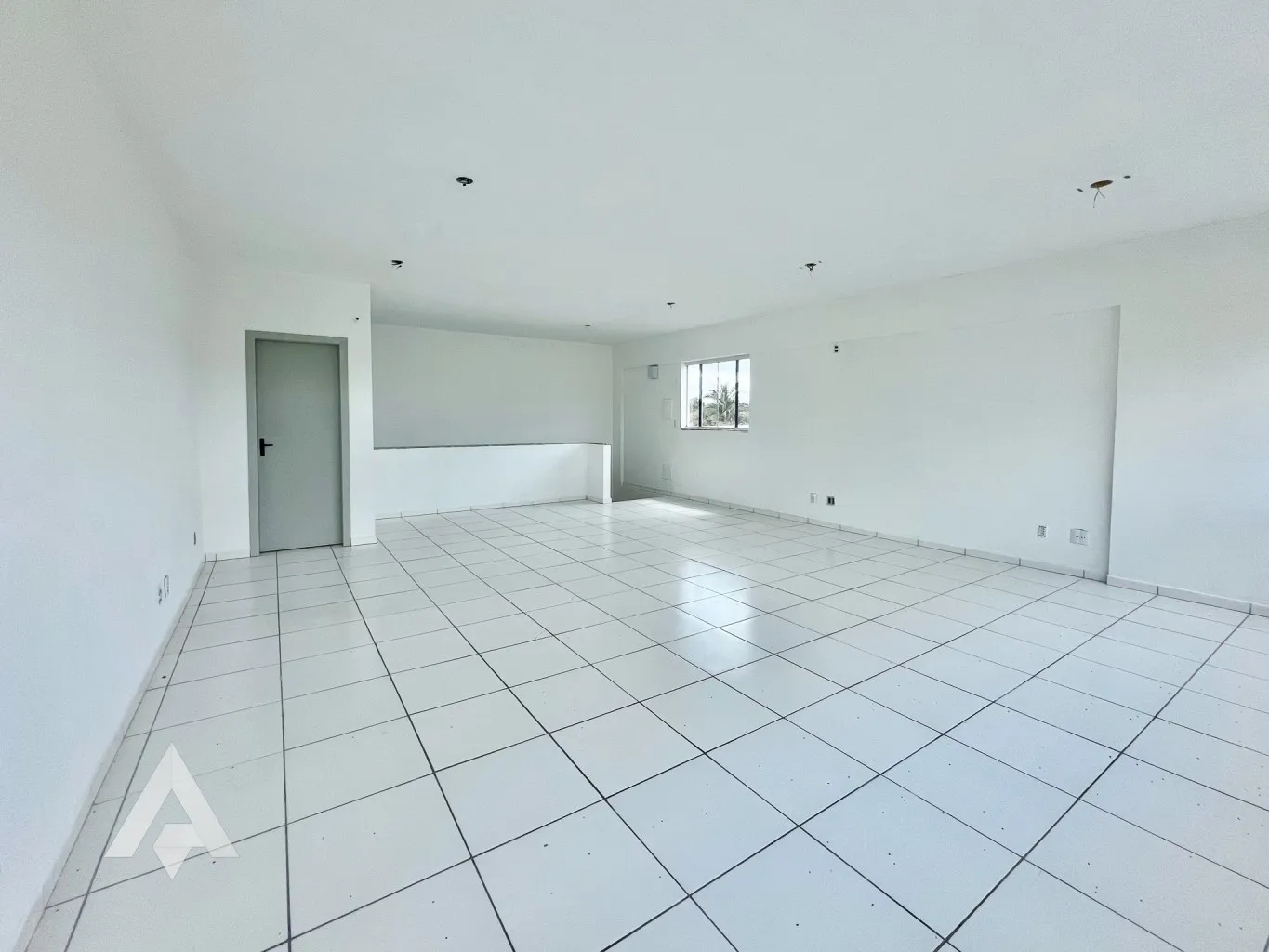 Sala de 200 m para locação por R$ 5.650,00 - Bairro Itoupava Seca - Blumenau/SC — foto 5