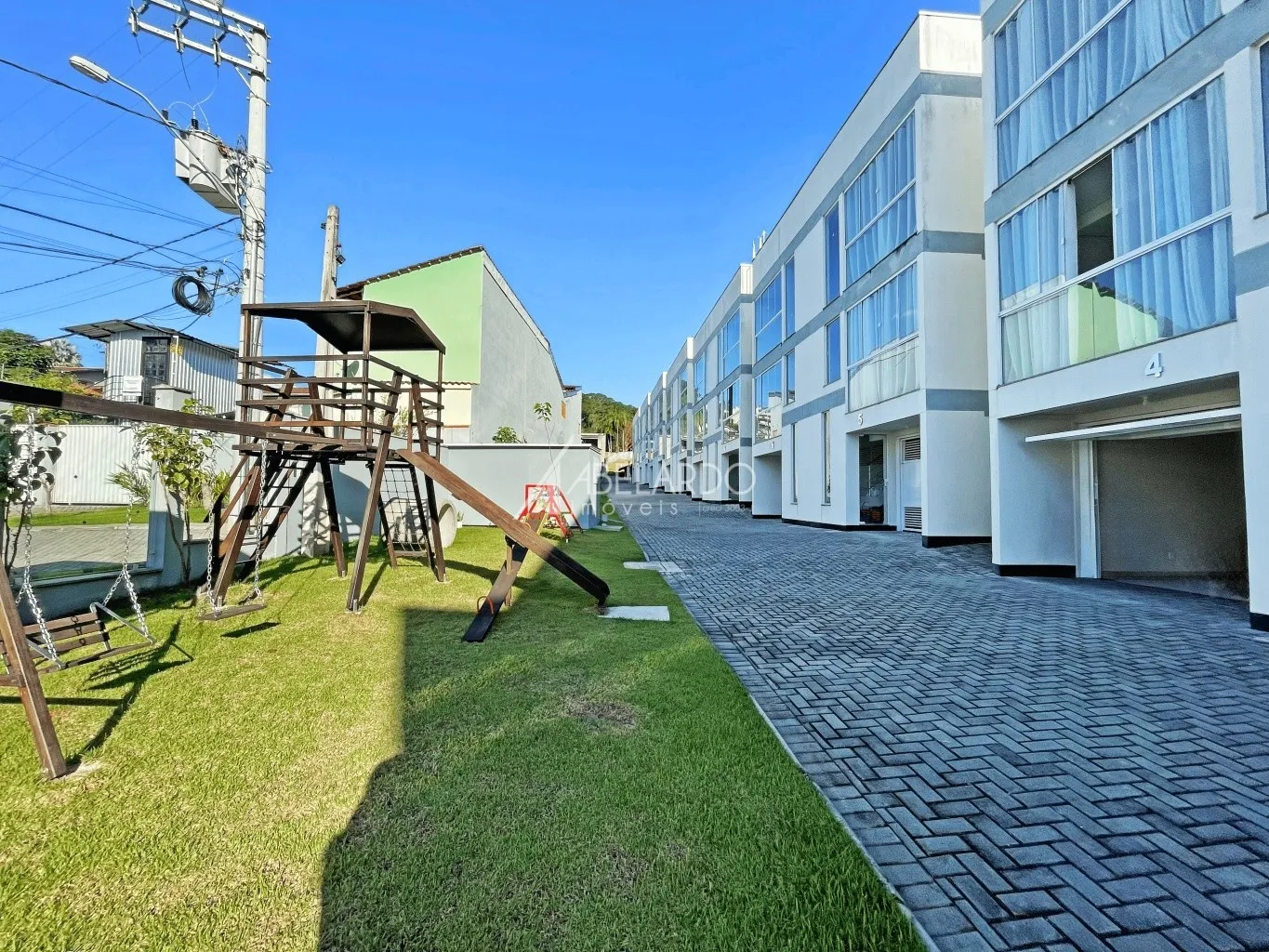 SOBRADO NOVO - AGUA VERDE — foto 2