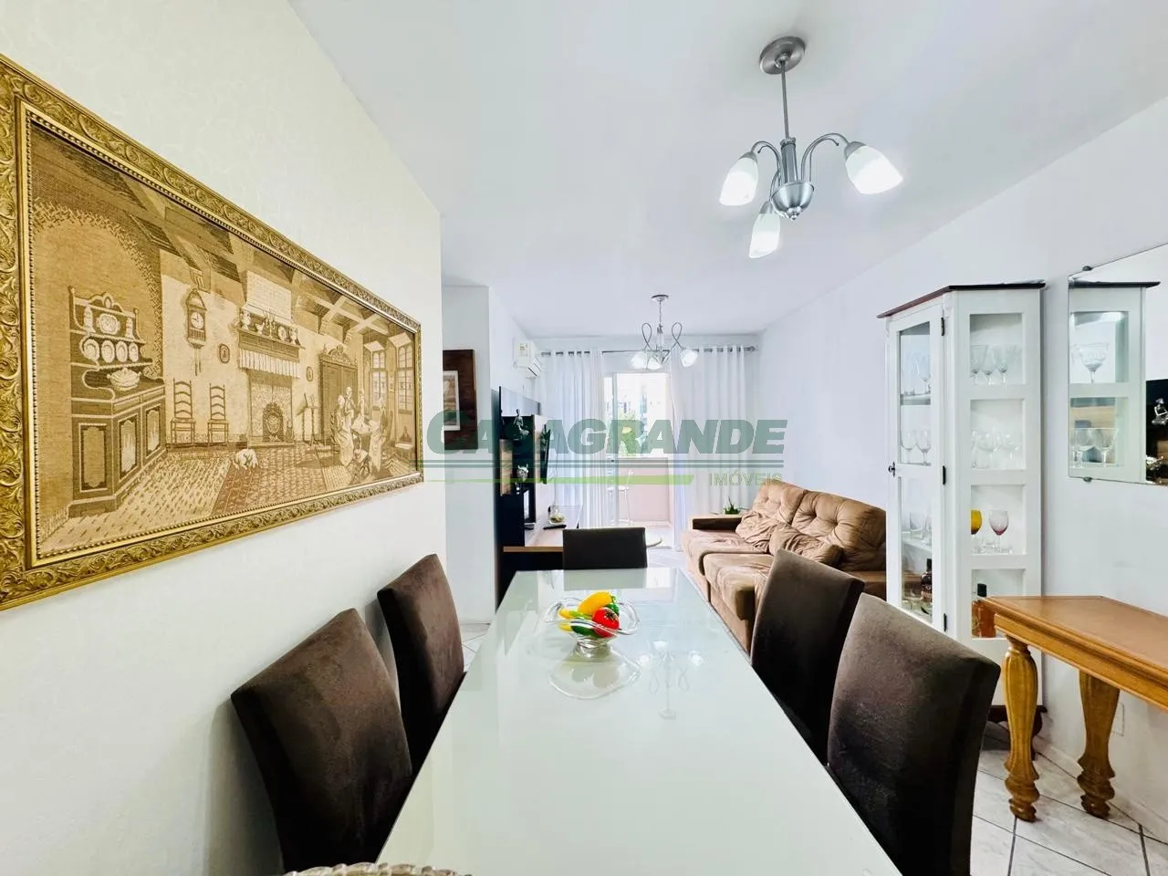 Apartamento mobiliado em localização estratégica no bairro Vila Nova, a poucos metros da rua. Antônio da Veiga, próximo a Vila Germânica e com fácil acesso ao centro, universidades, comércio e serviços essenciais. — foto 4