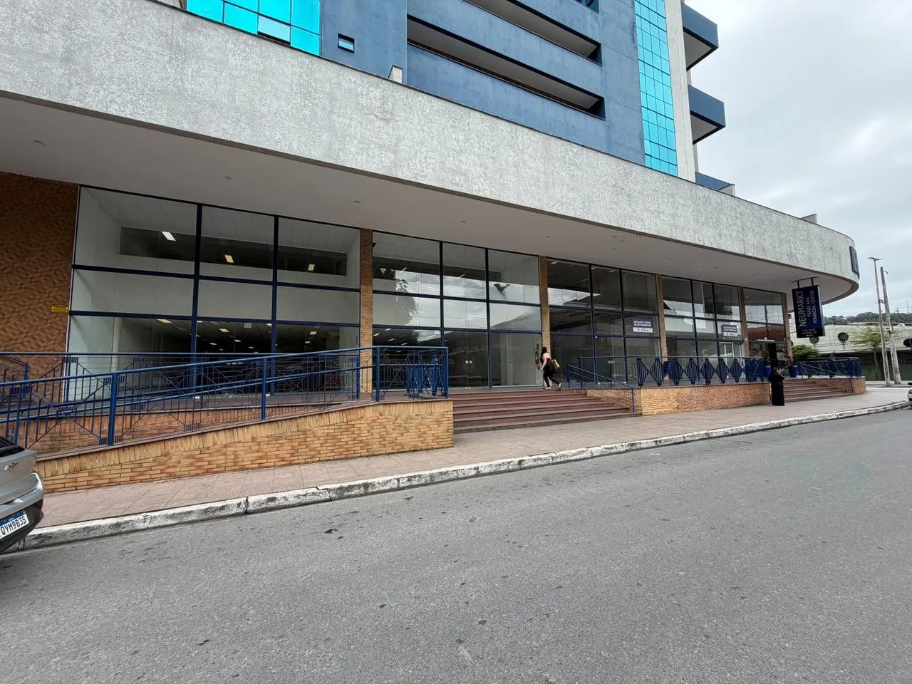 Sala comercial no Neumarkt Trade Center - Para venda e locação! — foto 2