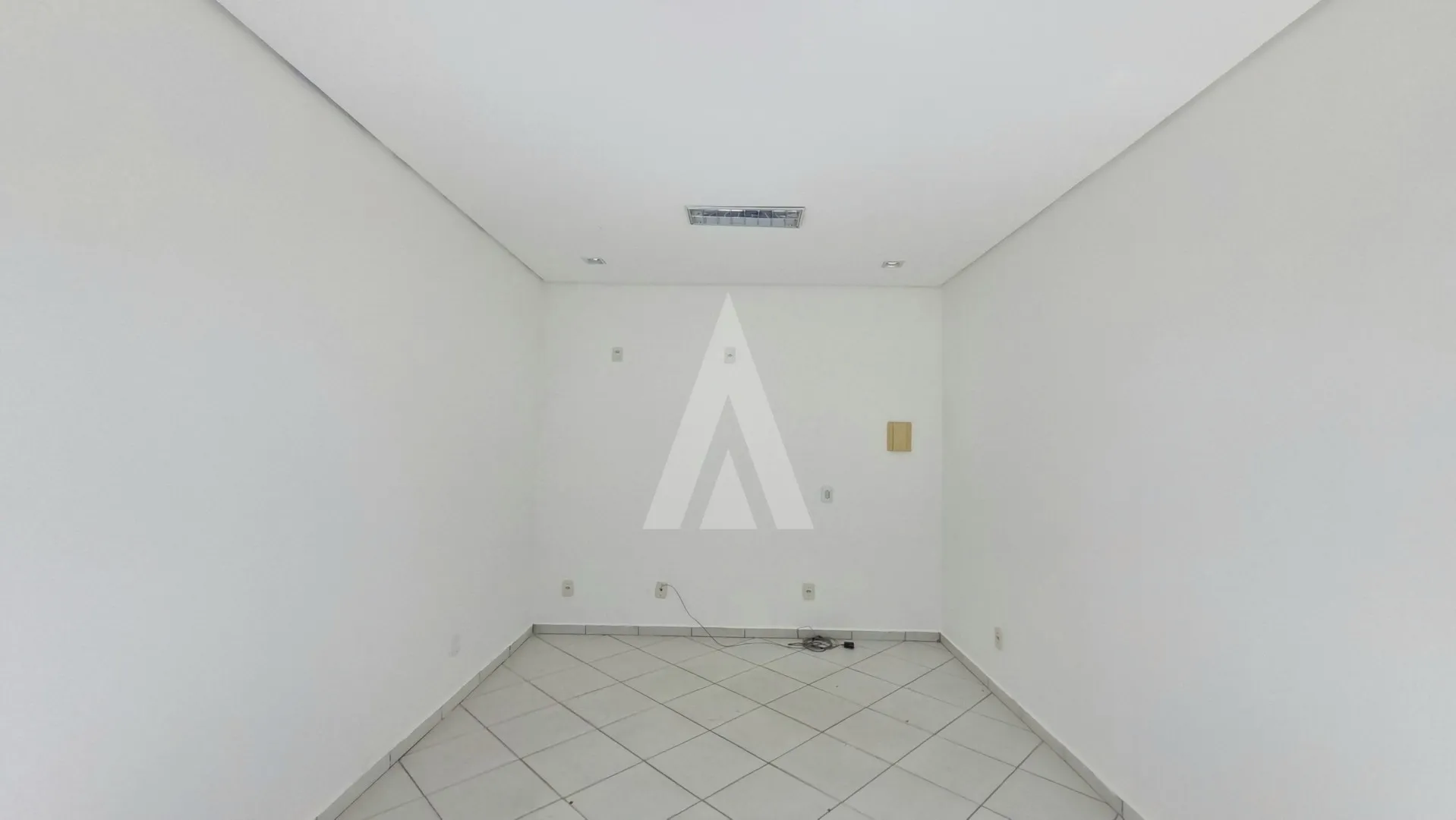 Loja com 1 sala ampla e lavabo coletivo no bairro Centro. — foto 6