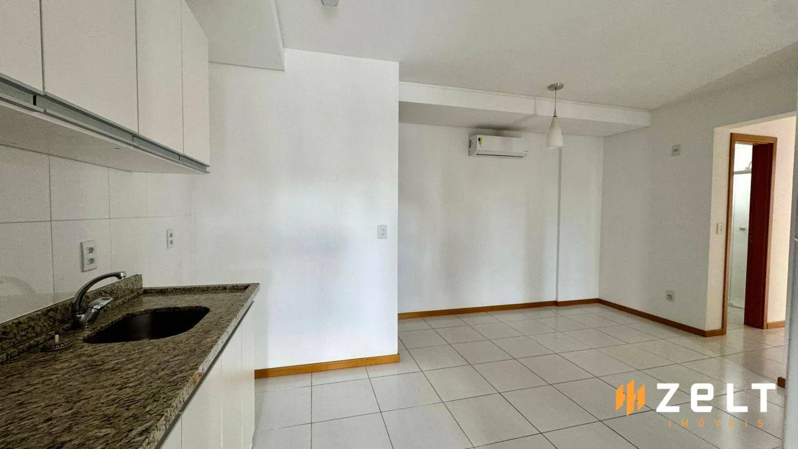 Apartamento com 2 dormitórios à venda, 67 m por R$ 580.000,00 - Victor Konder - Blumenau/SC - foto 1