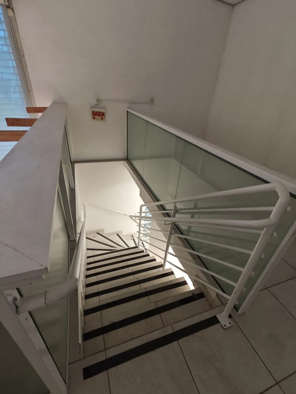 **Casa Comercial para Locação - 415m | Bairro Ponta Aguda - Blumenau** — foto 6
