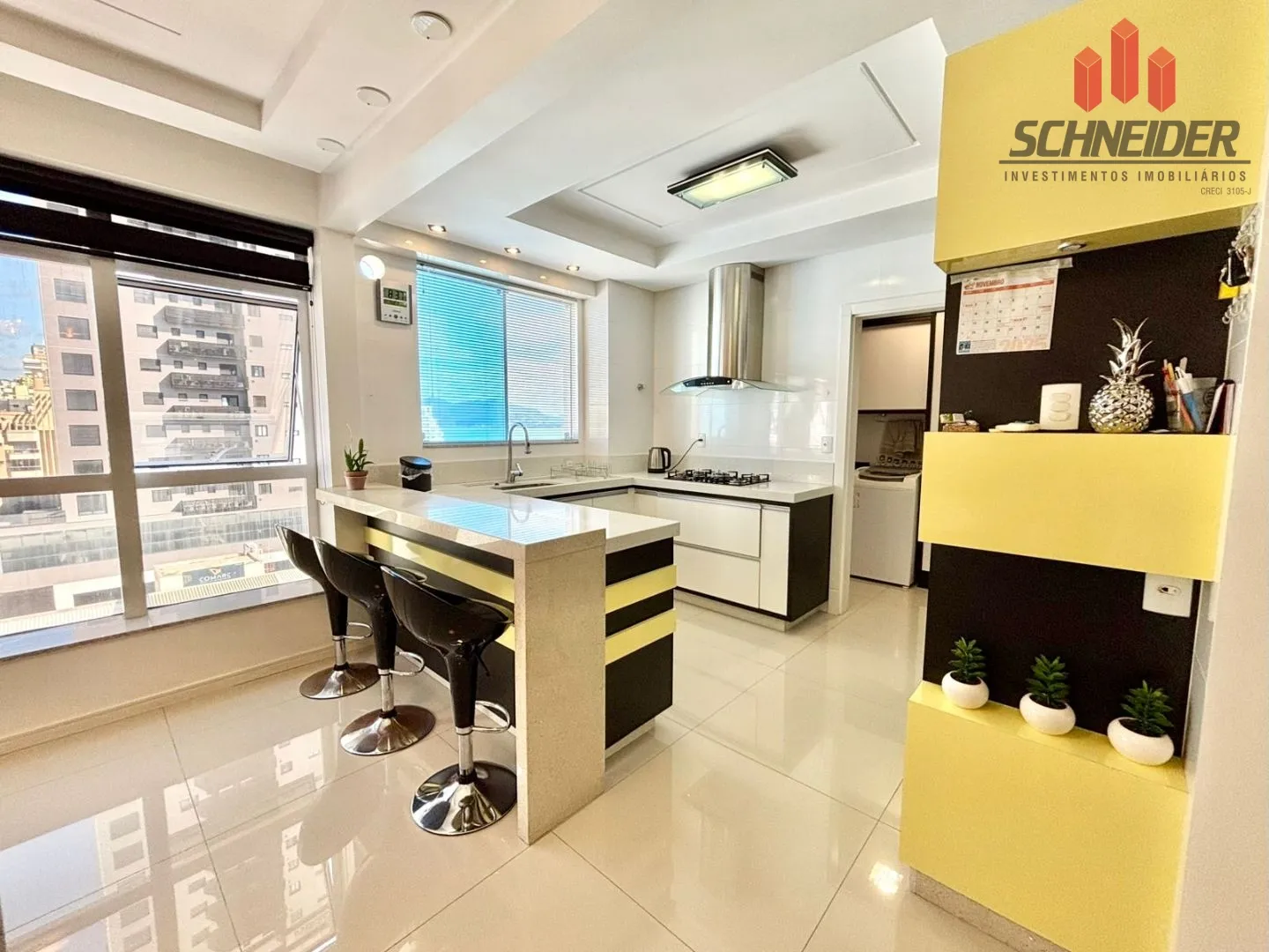 Apartamento com 3 dormitórios à venda no bairro Meia Praia em Itapema/SC — foto 4