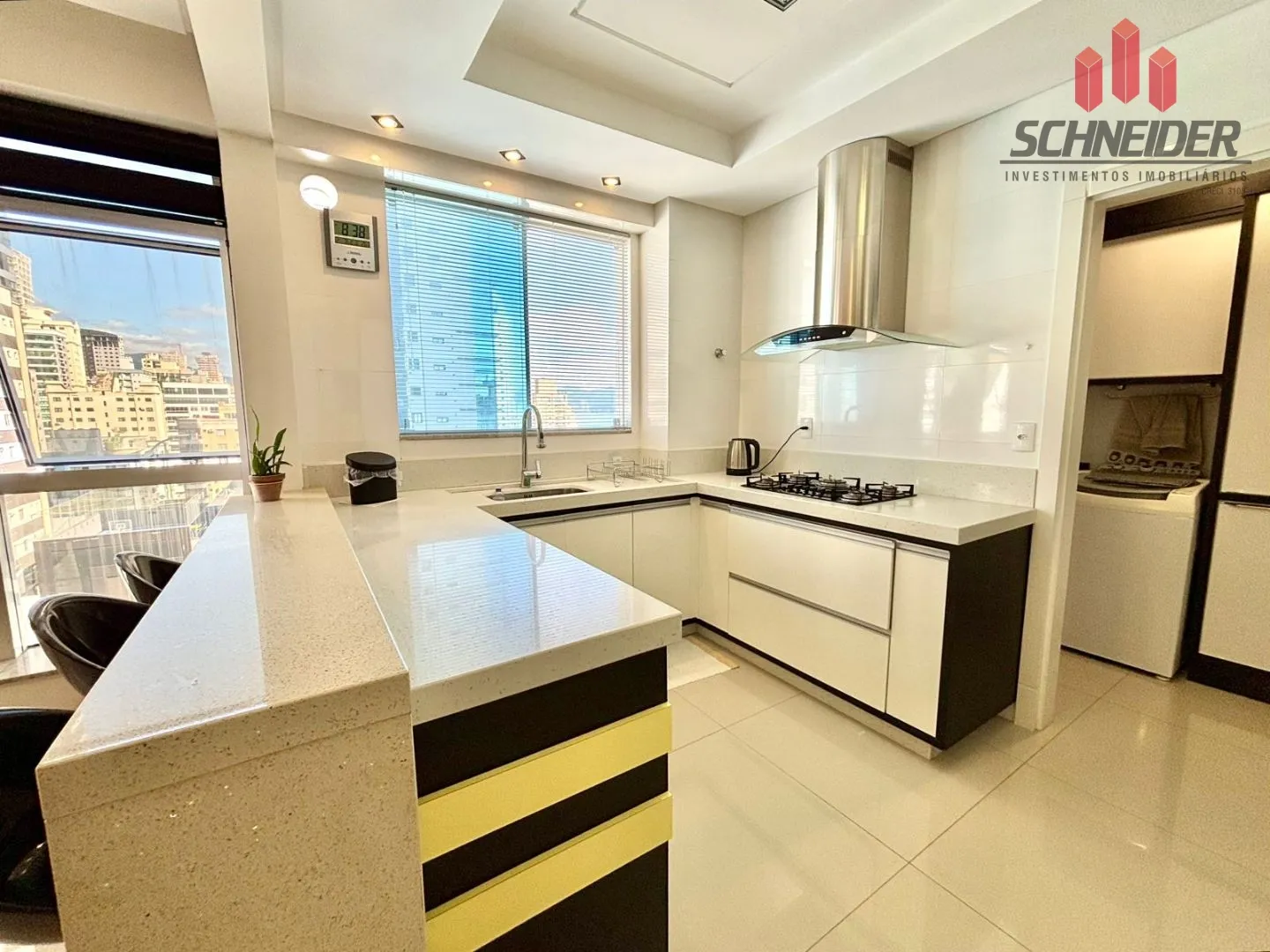 Apartamento com 3 dormitórios à venda no bairro Meia Praia em Itapema/SC — foto 5